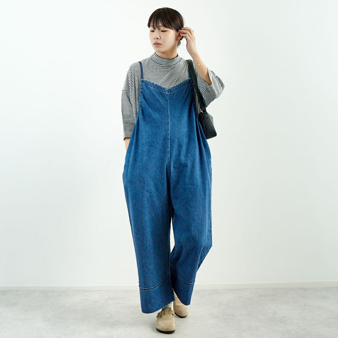 MEYAME [メヤメ] デニムギャザード オールインワン [MEY-2020] BLUE &&モデル身長：167cm 着用サイズ：F&&