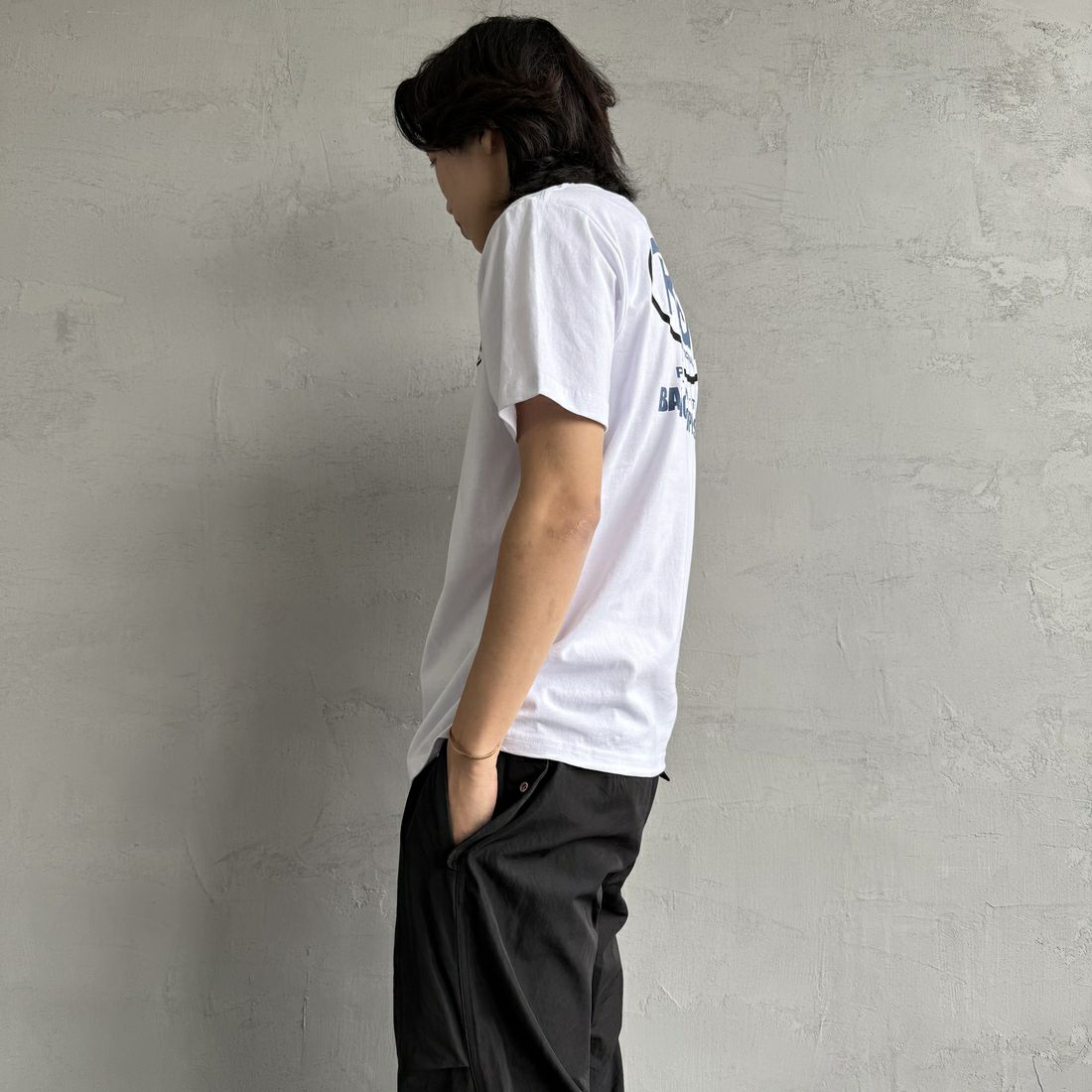 RVCA [ルーカ] RANCHスクリプトロゴショートスリーブTシャツ [BF041-256] WHT &&モデル身長：179cm 着用サイズ：M&&