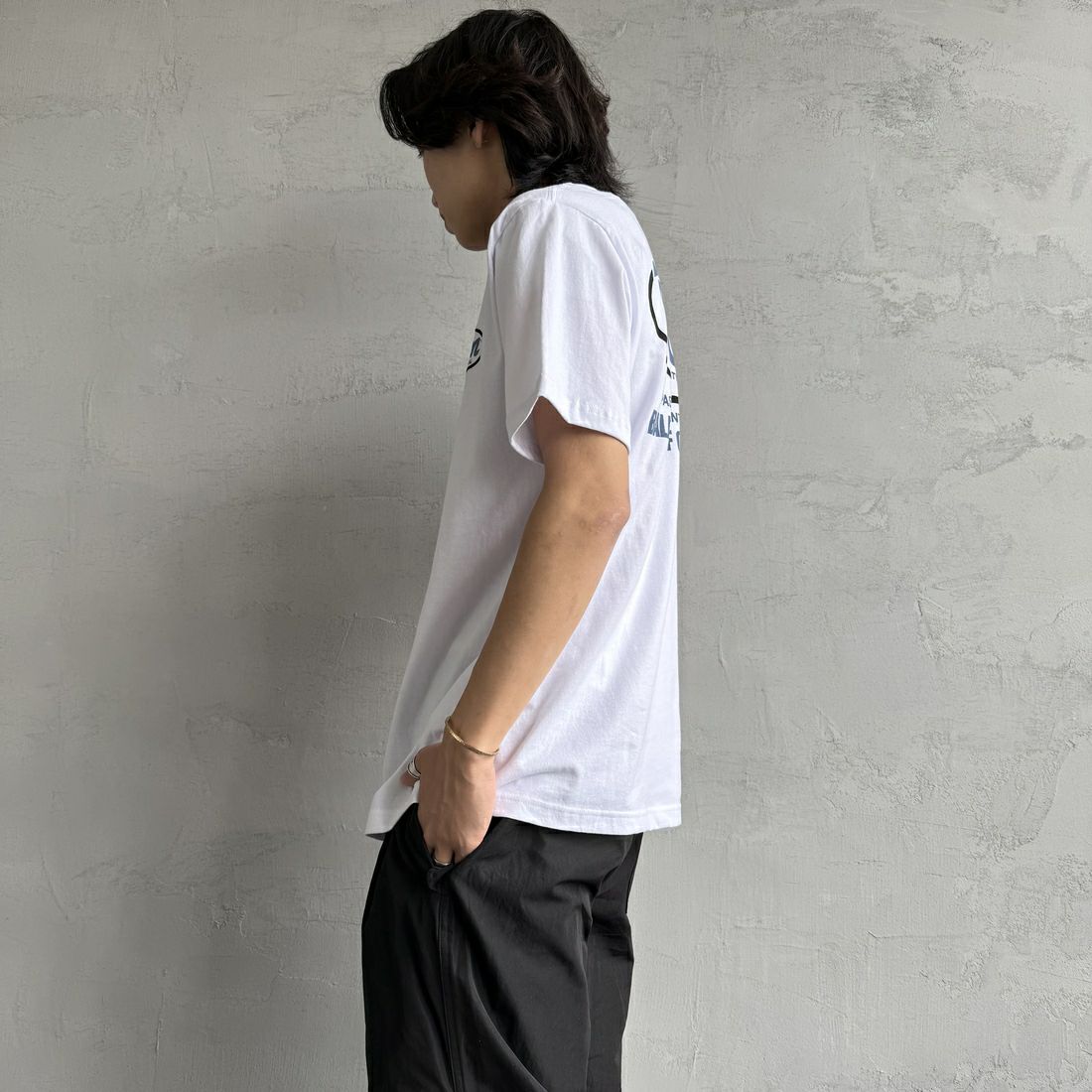 RVCA [ルーカ] RANCHスクリプトロゴショートスリーブTシャツ [BF041-256] WHT &&モデル身長：179cm 着用サイズ：L&&