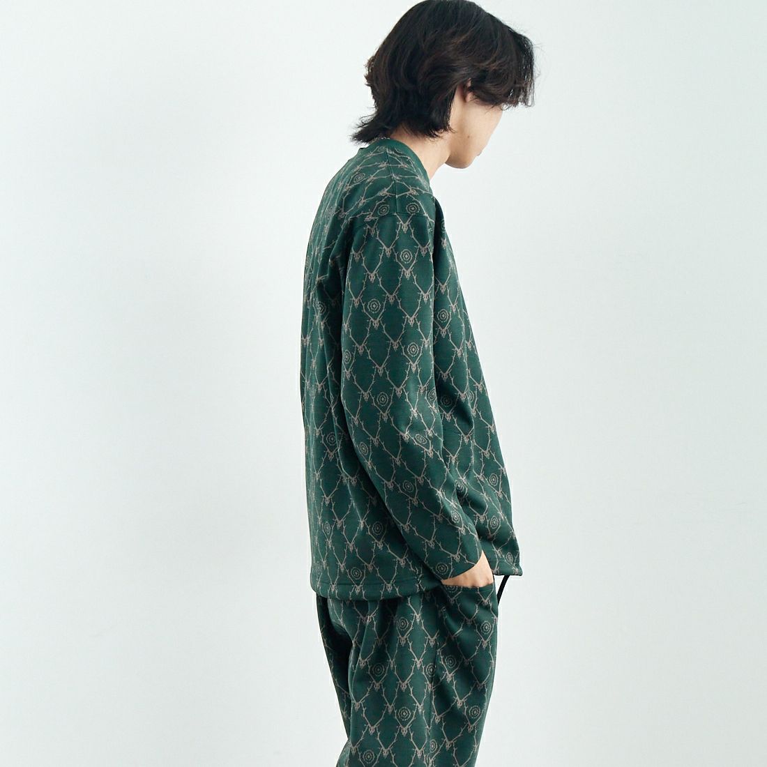 South2West8 [サウスツーウエストエイト] ストリングクルーネックシャツ [QV650] B GREEN &&モデル身長：179cm 着用サイズ：M&&