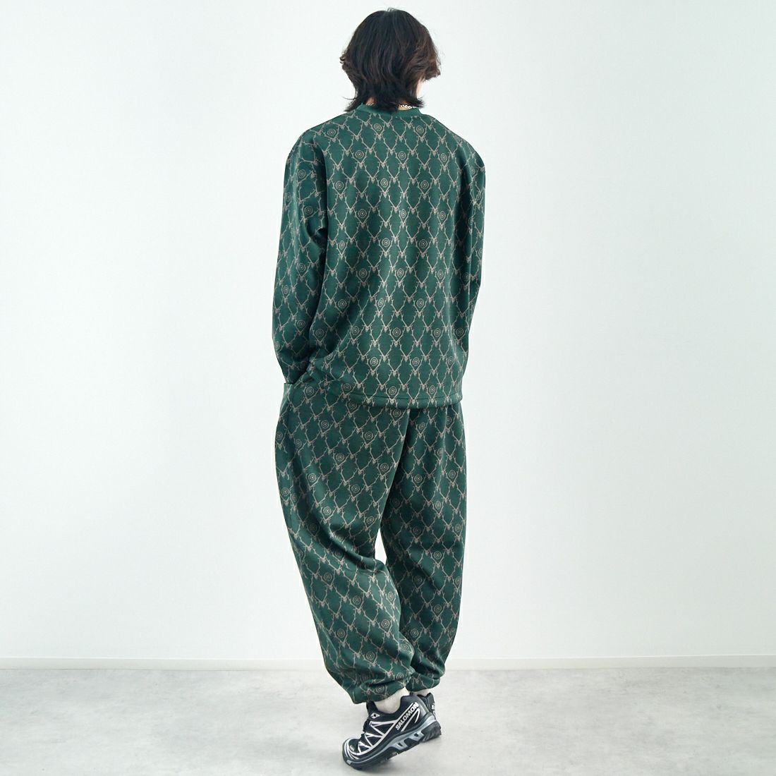 South2West8 [サウスツーウエストエイト] ストリングクルーネックシャツ [QV650] B GREEN &&モデル身長：179cm 着用サイズ：M&&