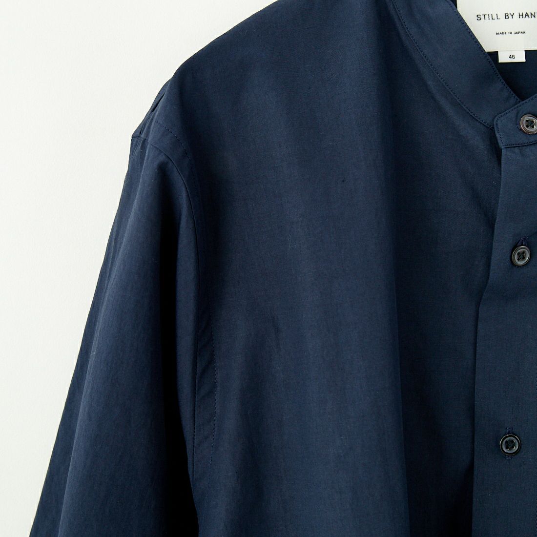 STILL BY HAND [スティルバイハンド] リネンミックスバンドカラーシャツ [SH02251] NAVY
