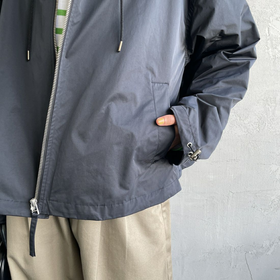 Gymphlex [ジムフレックス] ショートジップジャケット [GY-A0682HCM] BLACK &&モデル身長：160cm 着用サイズ：14&&