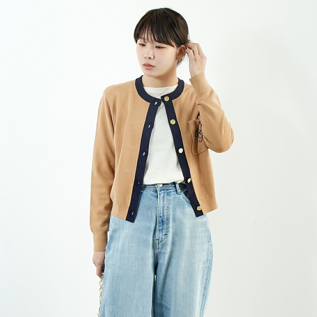 MARGAUX [マルゴー] シャネル風カーディガン [MG-KN-25013-S] BEIGE/NAVY &&モデル身長：167cm 着用サイズ：F&&