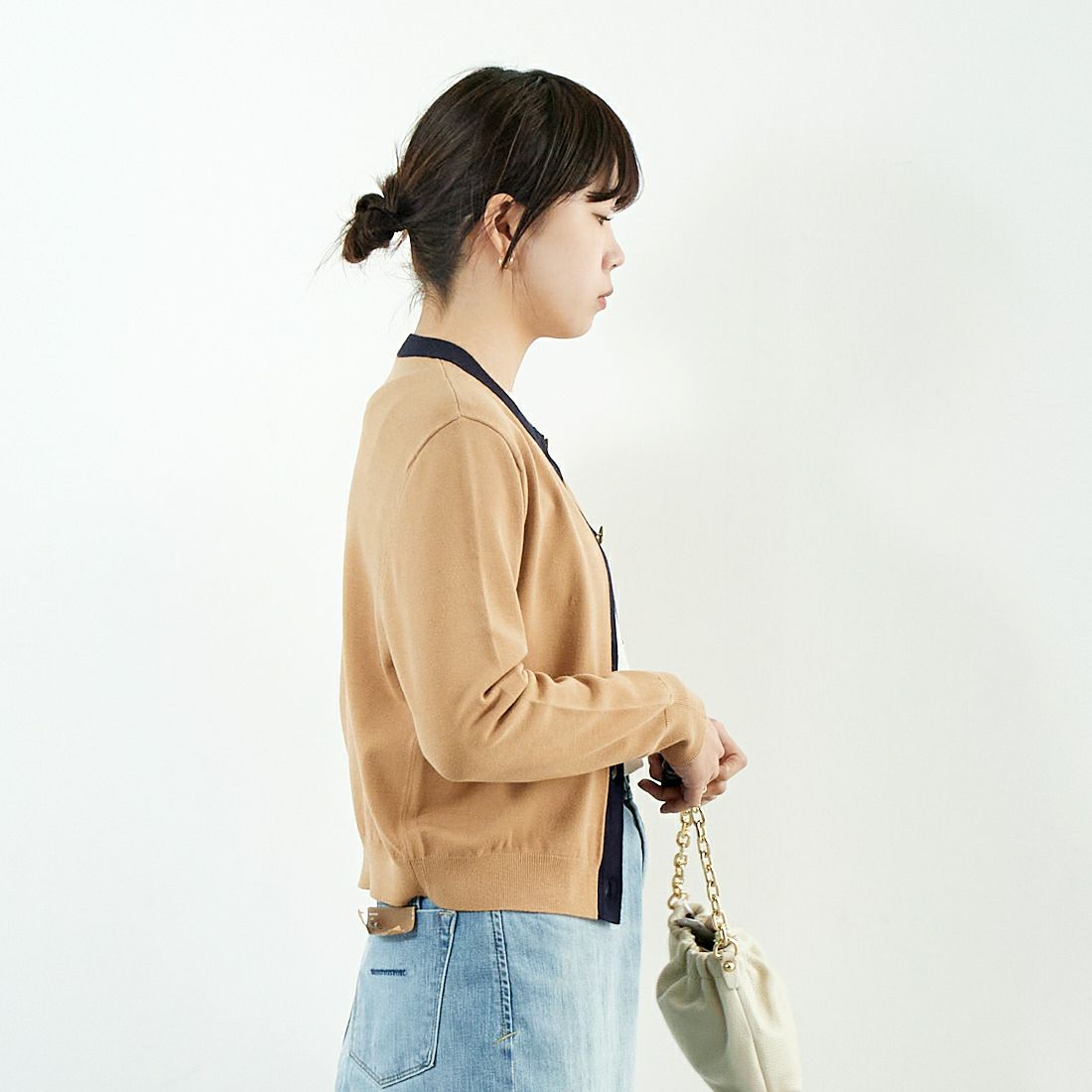 MARGAUX [マルゴー] シャネル風カーディガン [MG-KN-25013-S] BEIGE/NAVY &&モデル身長：167cm 着用サイズ：F&&