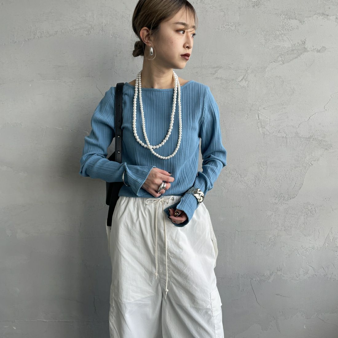 Noir Fabrik [ヌワールファブリック] ボートネック ロングスリーブTシャツ [JFS-C091] BLUE &&モデル身長：150cm 着用サイズ：0&&