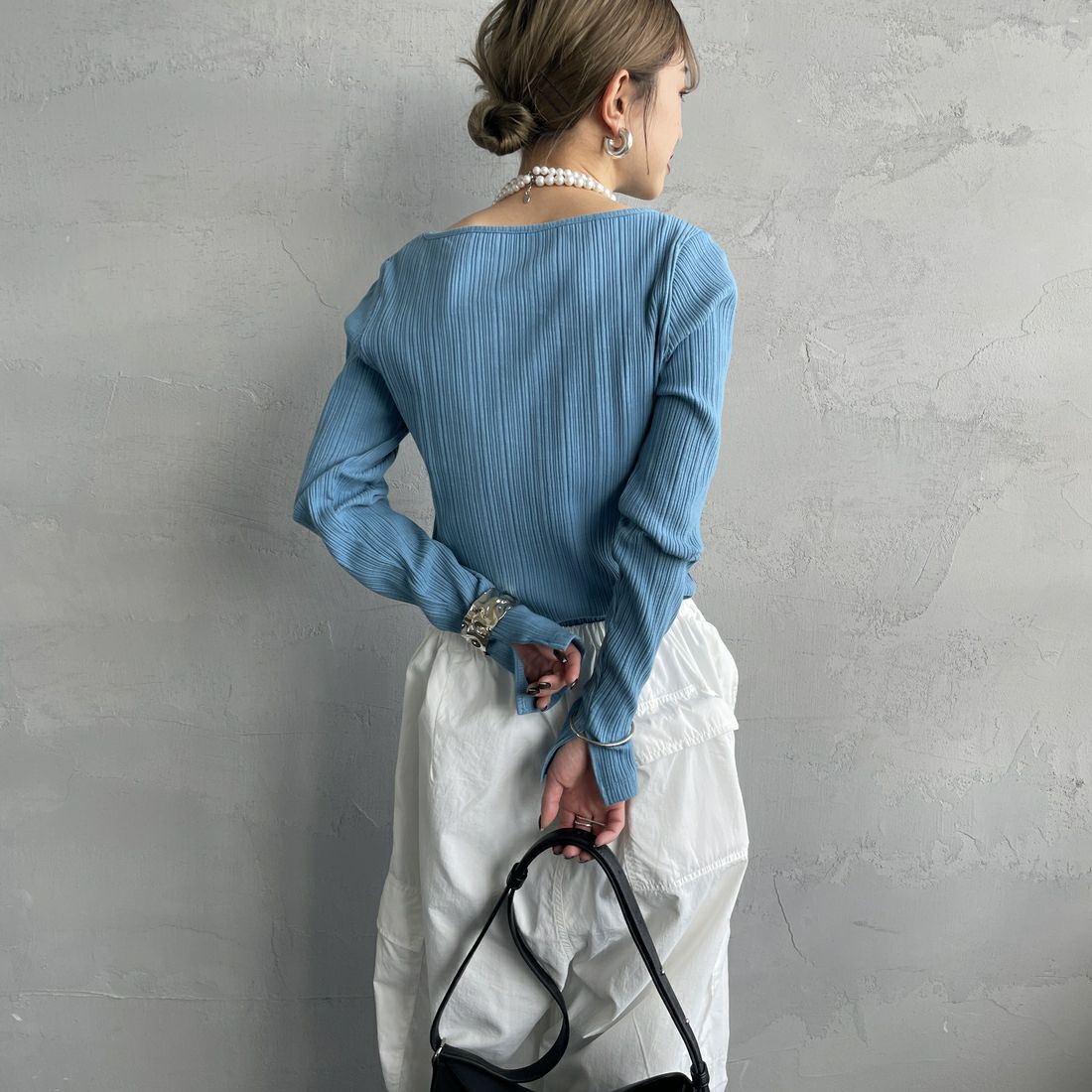 Noir Fabrik [ヌワールファブリック] ボートネック ロングスリーブTシャツ [JFS-C091] BLUE &&モデル身長：150cm 着用サイズ：0&&