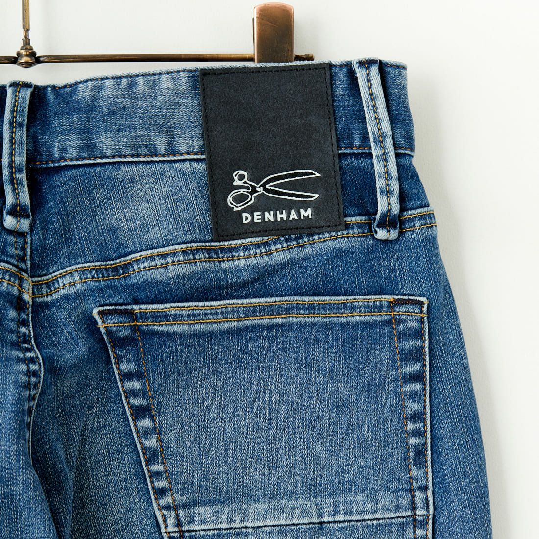 DENHAM [デンハム] スーパースキニージーンズ BOLT [BOLT-FMMBI-CS] MID BLUE