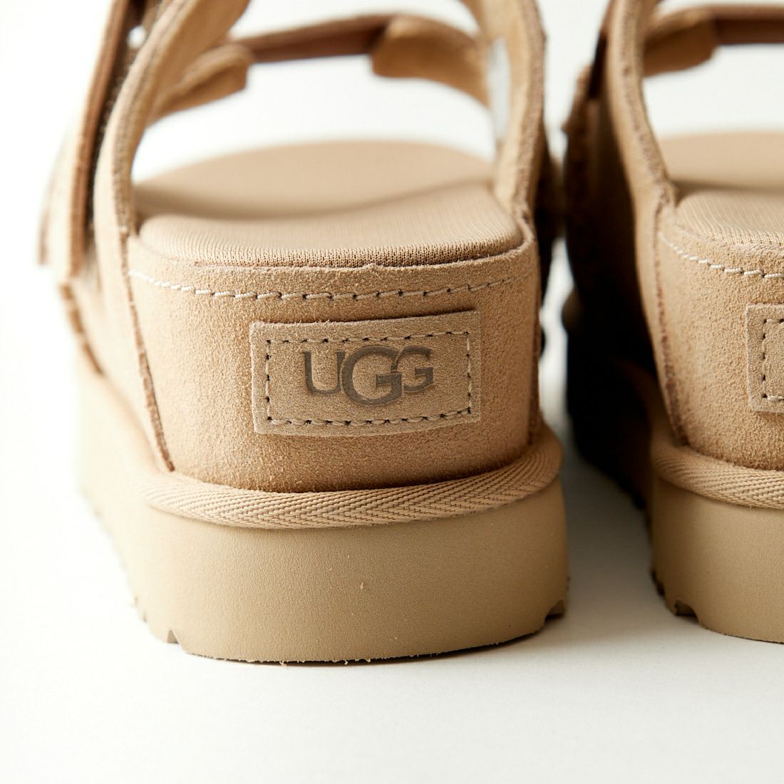 UGG [アグ] ゴールデンスター ハイスライド [1155458] CHESTNUT