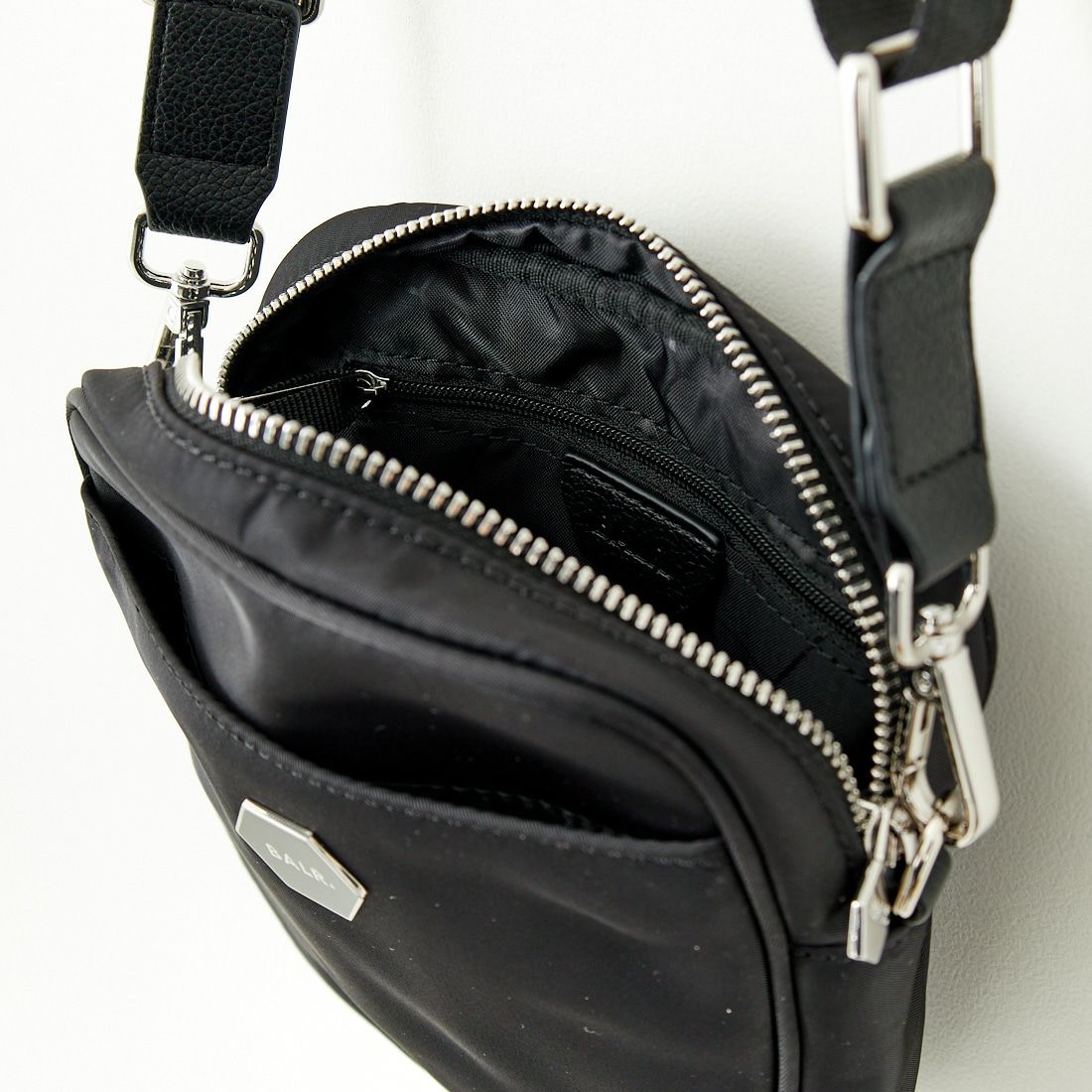 BALR. [ボーラー] クラシックメッセンジャーバッグ [B62341023] JET BLACK