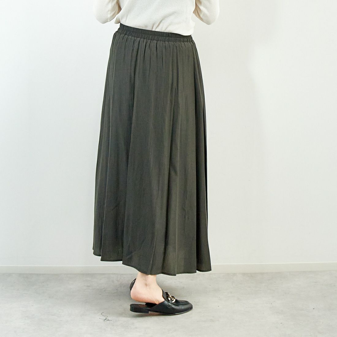 Jf Ready Made [ジェイエフレディメイド] エアリースカート [963-28109] 08 ﾁｬｺｰﾙ &&モデル身長：167cm 着用サイズ：F&&