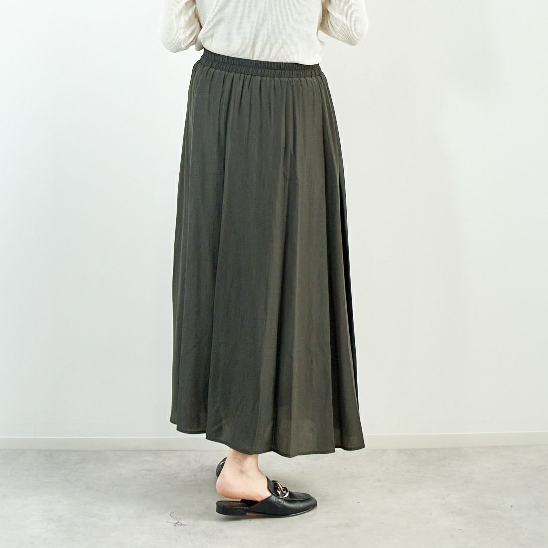 Jf Ready Made [ジェイエフレディメイド] エアリースカート [963-28109] 08 ﾁｬｺｰﾙ &&モデル身長：167cm 着用サイズ：F&&