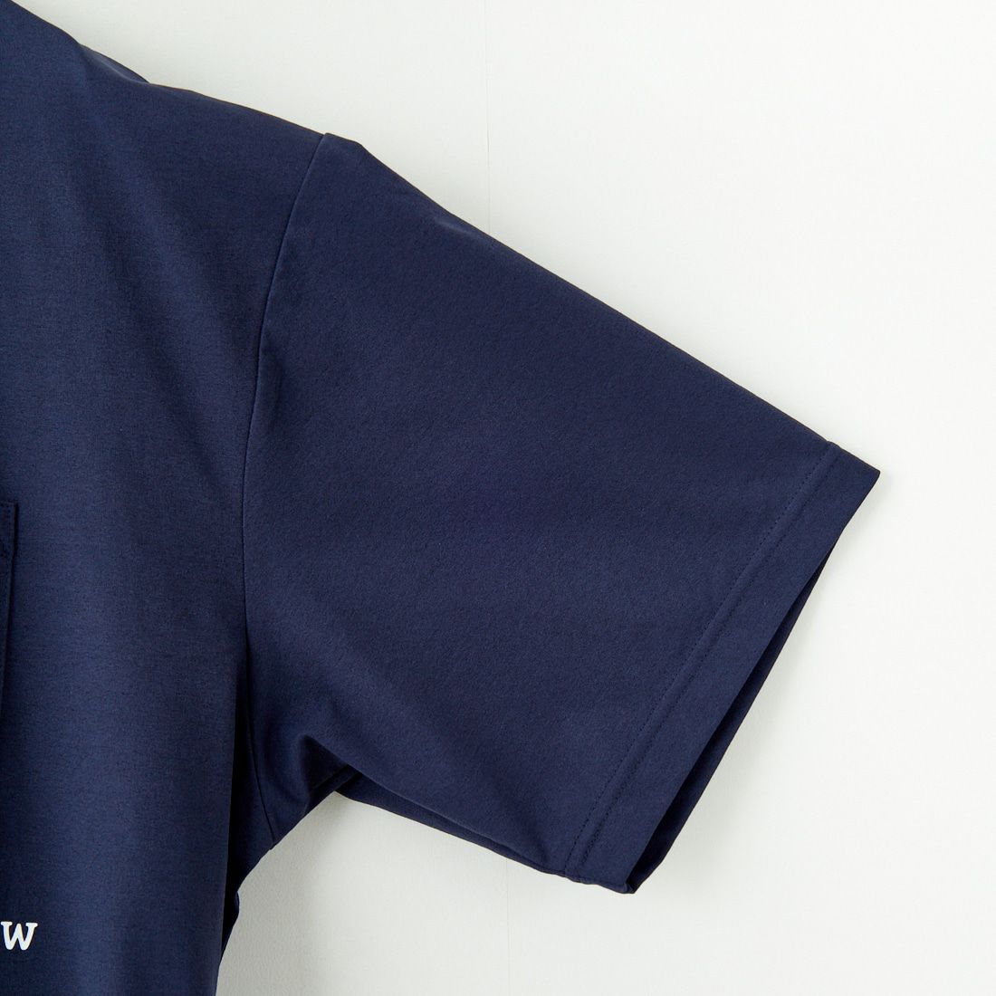 Marmot [マーモット] 別注 ドローコード付き バックプリントポケットTシャツ [MTSS25MST331IN-JF] NAVY