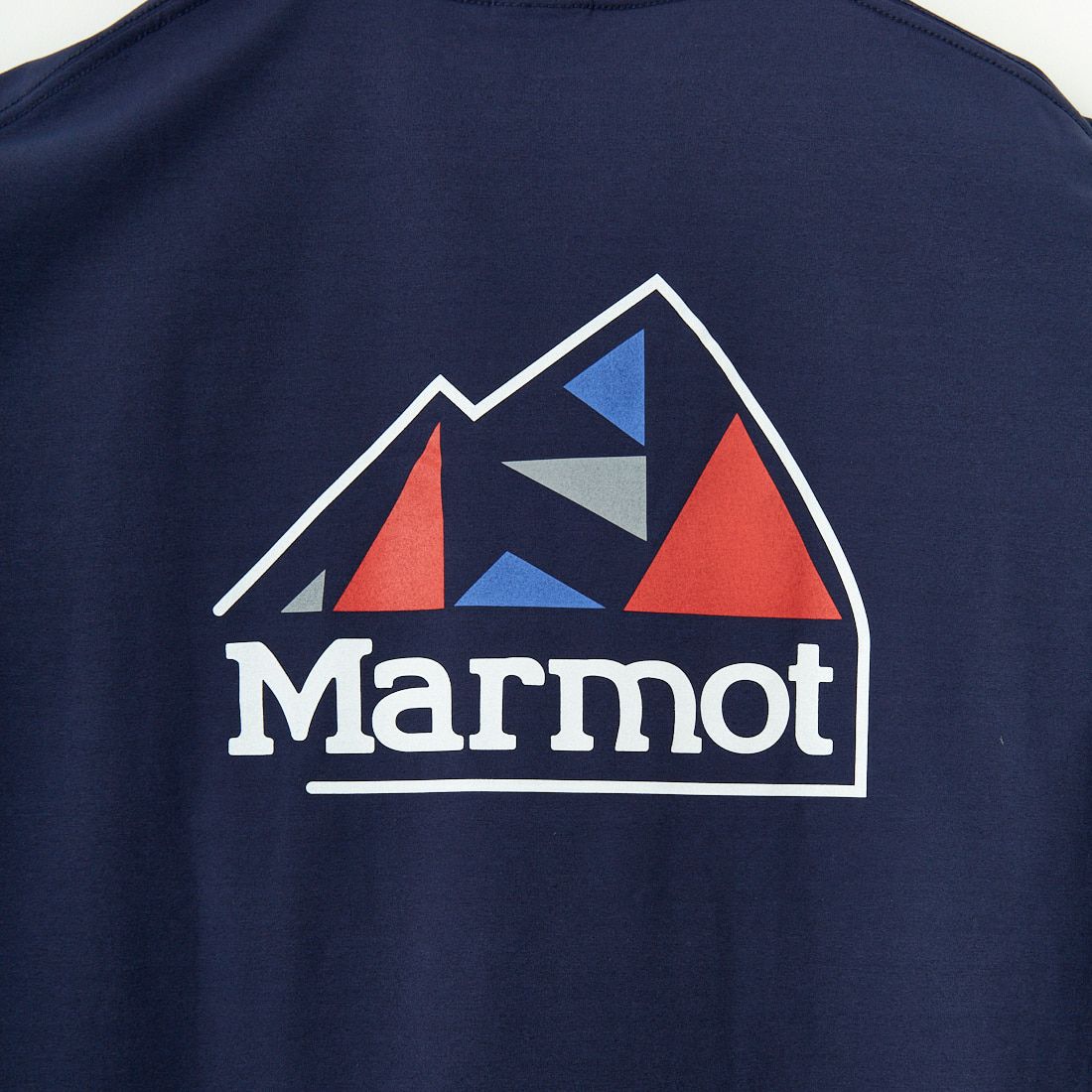 Marmot [マーモット] 別注 ドローコード付き バックプリントポケットTシャツ [MTSS25MST331IN-JF] NAVY