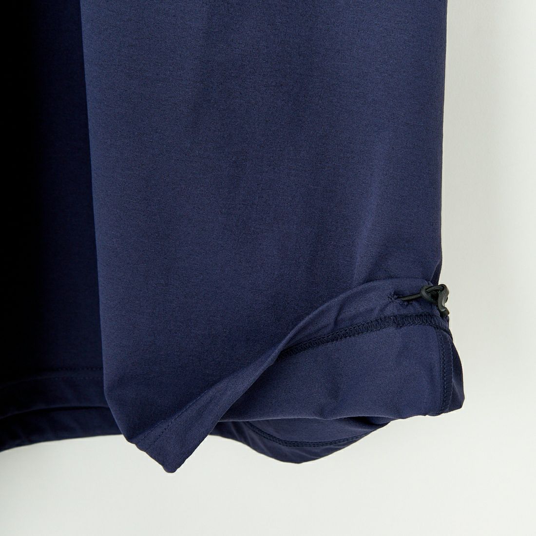 Marmot [マーモット] 別注 ドローコード付き バックプリントポケットTシャツ [MTSS25MST331IN-JF] NAVY