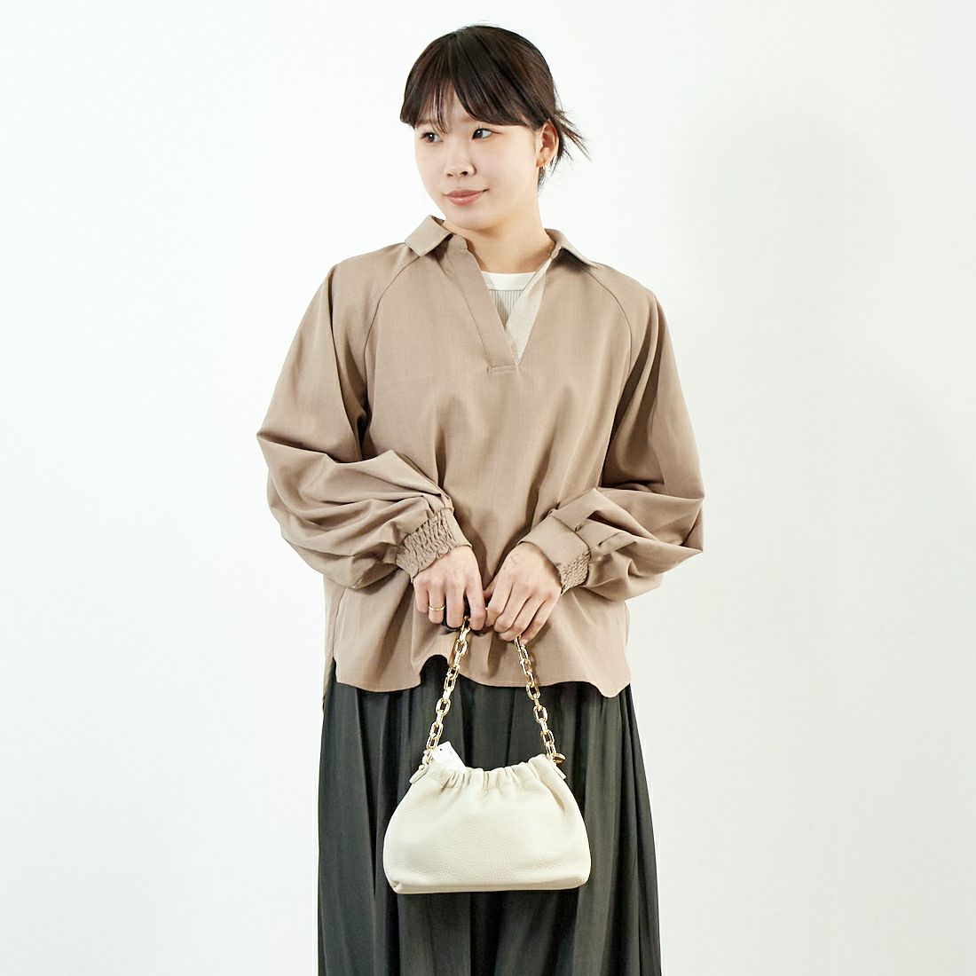 Jf Ready Made [ジェイエフレディメイド] 麻調合わせニットネックブラウス [4125203] ﾓｶ &&モデル身長：167cm 着用サイズ：F&&
