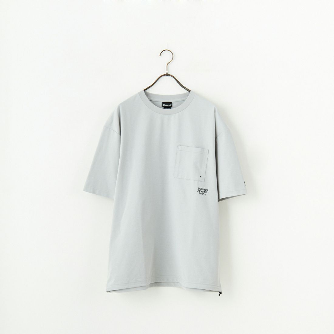 Marmot [マーモット] 別注 ドローコード付き ワンポイントロゴポケットTシャツ [MTSS25MST332IN-JF] GRAY