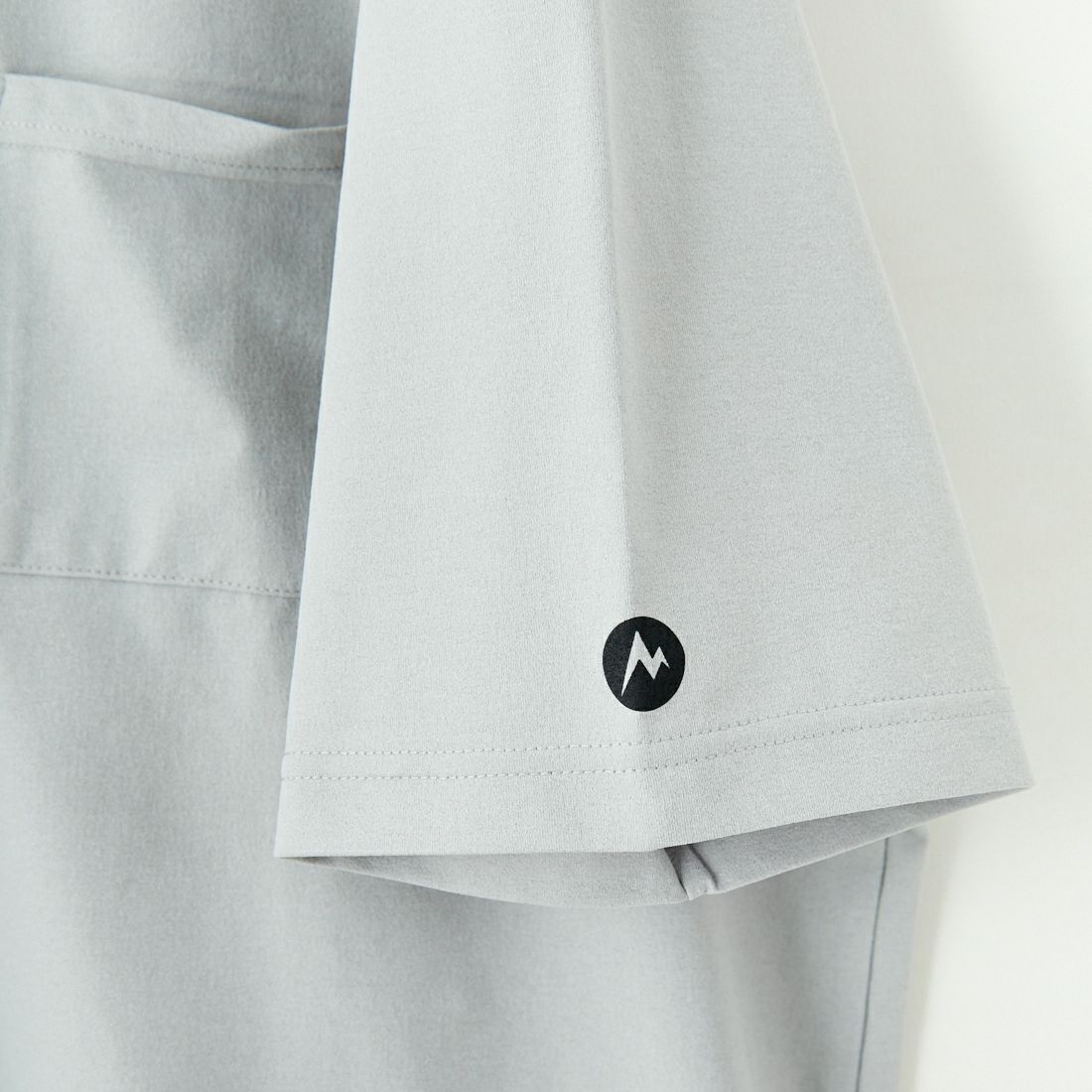 Marmot [マーモット] 別注 ドローコード付き ワンポイントロゴポケットTシャツ [MTSS25MST332IN-JF] GRAY