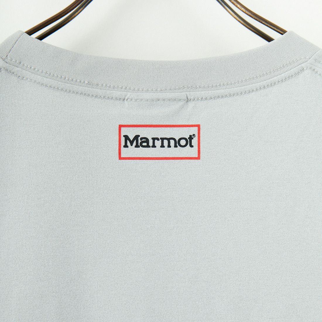 Marmot [マーモット] 別注 ドローコード付き ワンポイントロゴポケットTシャツ [MTSS25MST332IN-JF] GRAY