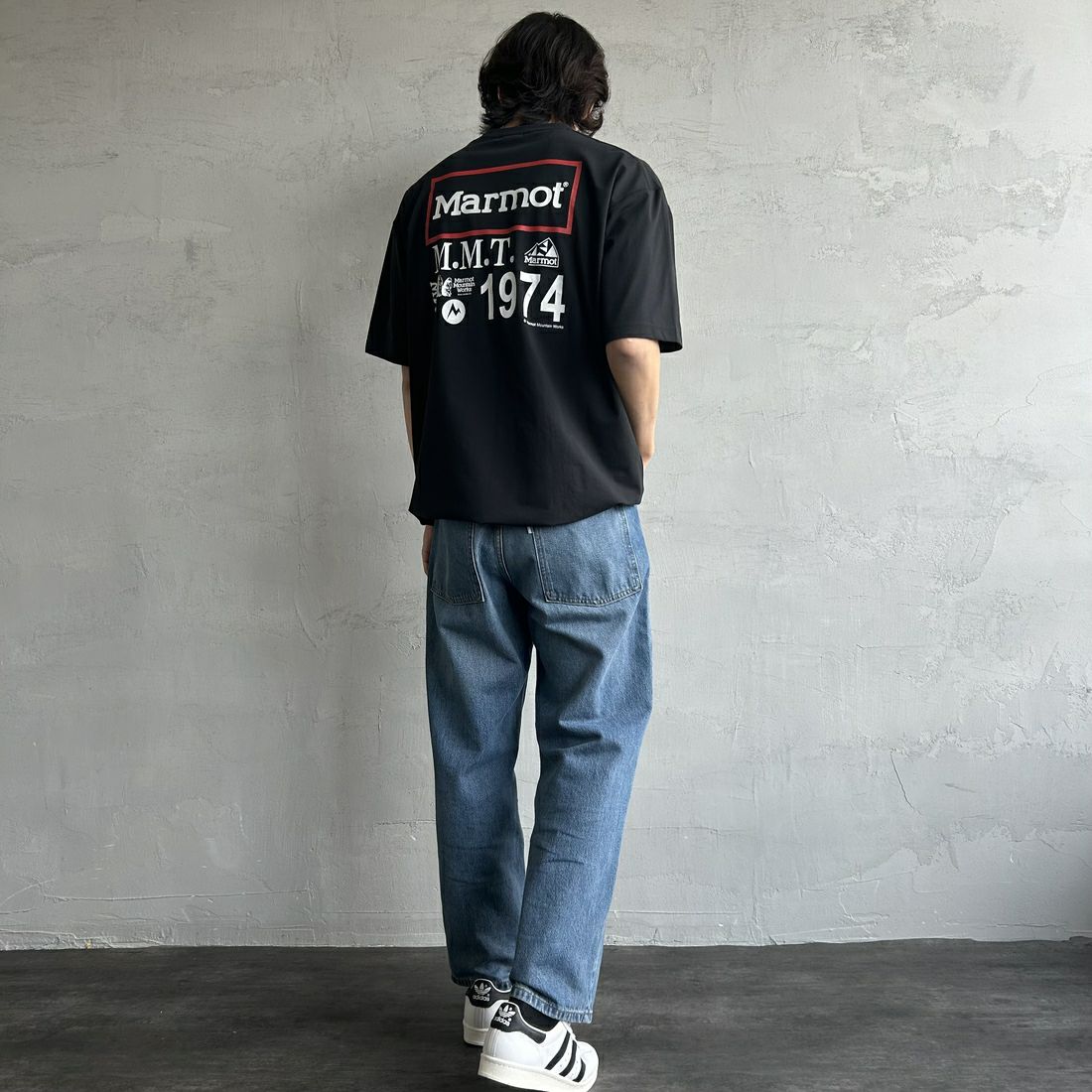 Marmot [マーモット] 別注 ドローコード付き ヒストリーバックプリントTシャツ [MTSS25MST330IN-JF] BLACK &&モデル身長：179cm 着用サイズ：L&&