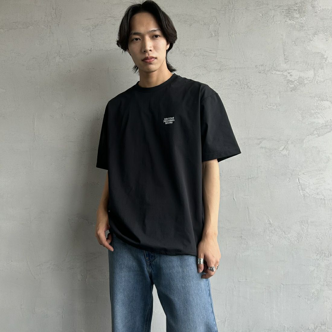 Marmot [マーモット] 別注 ドローコード付き ヒストリーバックプリントTシャツ [MTSS25MST330IN-JF] BLACK &&モデル身長：179cm 着用サイズ：L&&