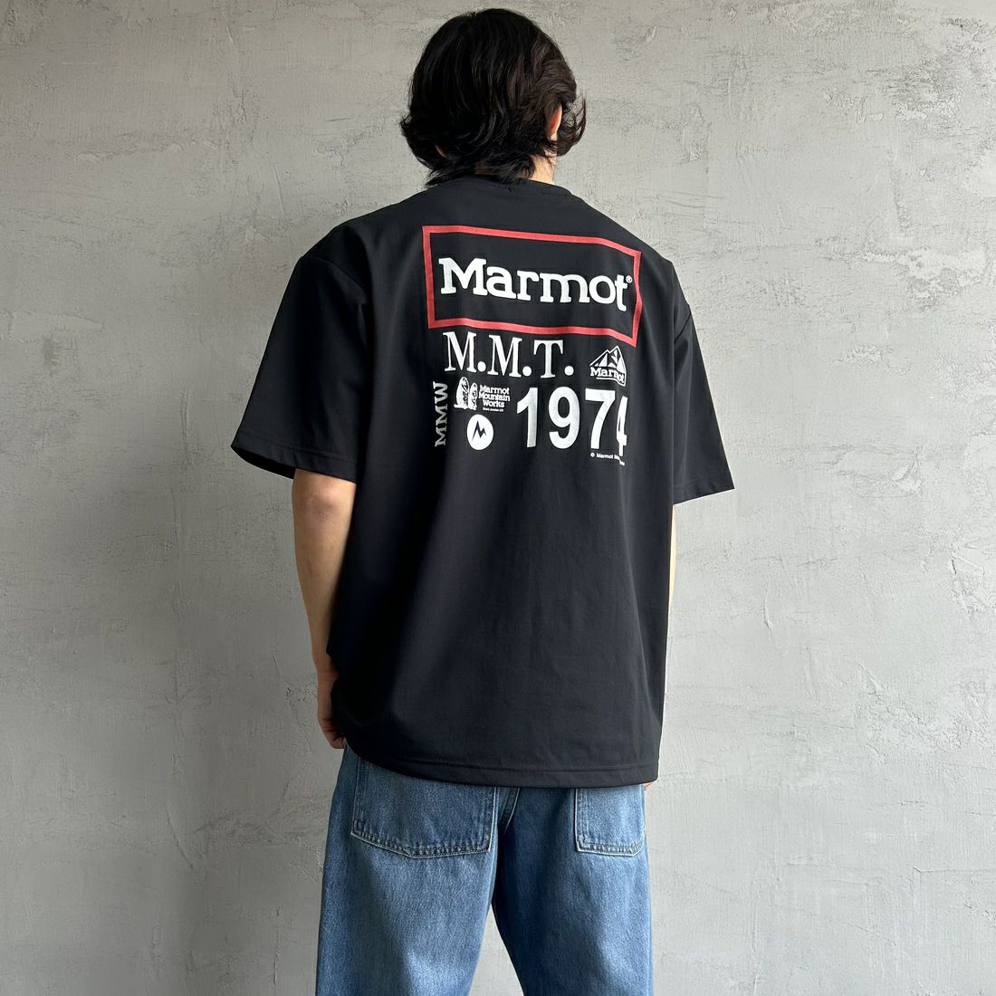 Marmot [マーモット] 別注 ドローコード付き ヒストリーバックプリントTシャツ [MTSS25MST330IN-JF] BLACK &&モデル身長：179cm 着用サイズ：L&&
