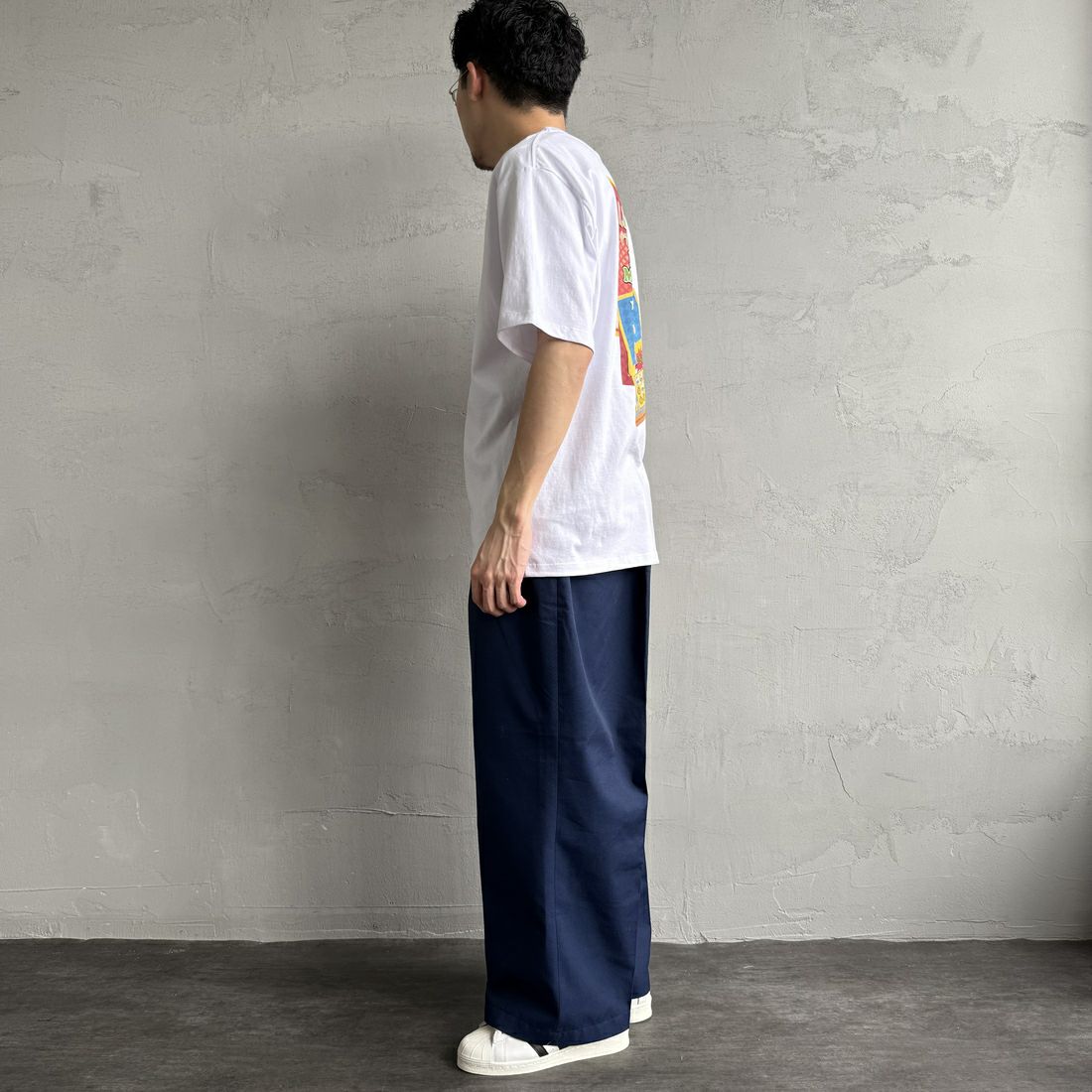 HUF [ハフ] 半袖Tシャツ [TS02398] WHITE &&モデル身長：168cm 着用サイズ：M&&