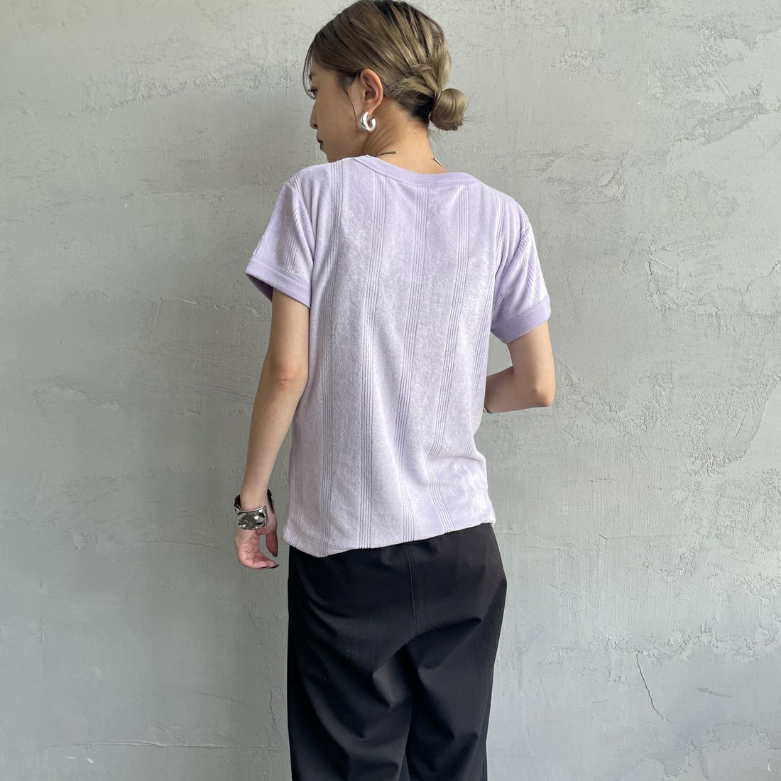 Robert P.Miller [ロバートピーミラー] レーヨンパイルTシャツ [RM251-2214] LILAS &&モデル身長：150cm 着用サイズ：F&&