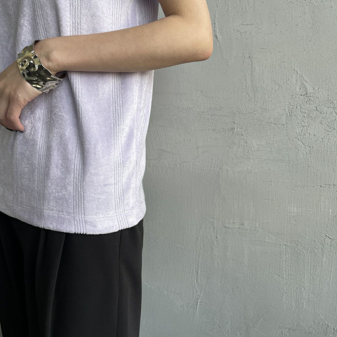 Robert P.Miller [ロバートピーミラー] レーヨンパイルTシャツ [RM251-2214] LILAS &&モデル身長：150cm 着用サイズ：F&&