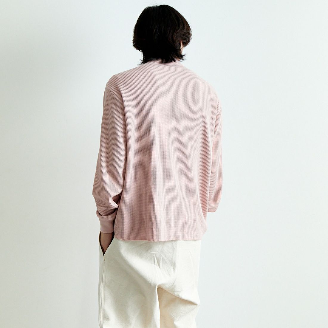 UNIFORM TAG [ユニフォームタグ] ヘンリーネックサーマルプルオーバー [2521-417IN] PINK &&モデル身長：179cm 着用サイズ：M&&