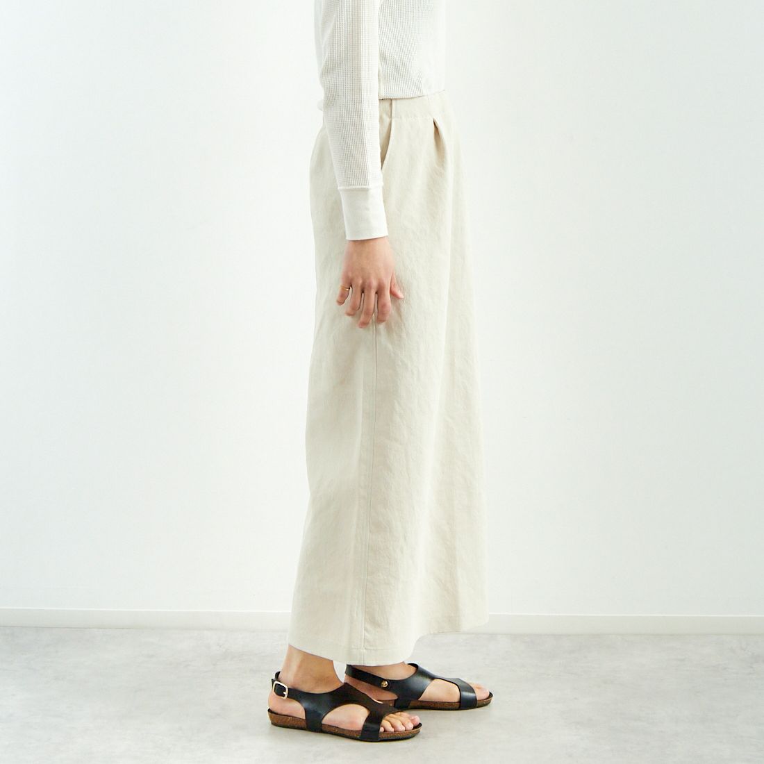 STILL BY HAND [スティルバイハンド] ペンシルスカート [SK01251WM] ECRU &&モデル身長：160cm 着用サイズ：1&&