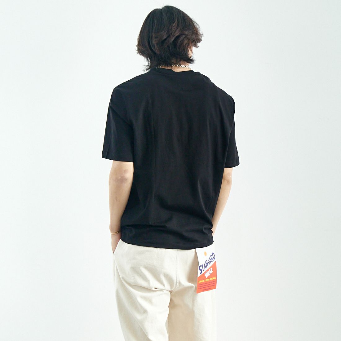 ARMANI EXCHANGE [アルマーニ エクスチェンジ] 半袖クルーネックTシャツ [XM000363] BLACK &&モデル身長：179cm 着用サイズ：M&&