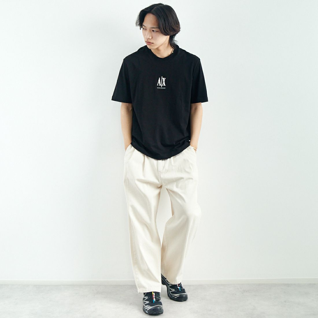 ARMANI EXCHANGE [アルマーニ エクスチェンジ] 半袖クルーネックTシャツ [XM000363] BLACK &&モデル身長：179cm 着用サイズ：M&&