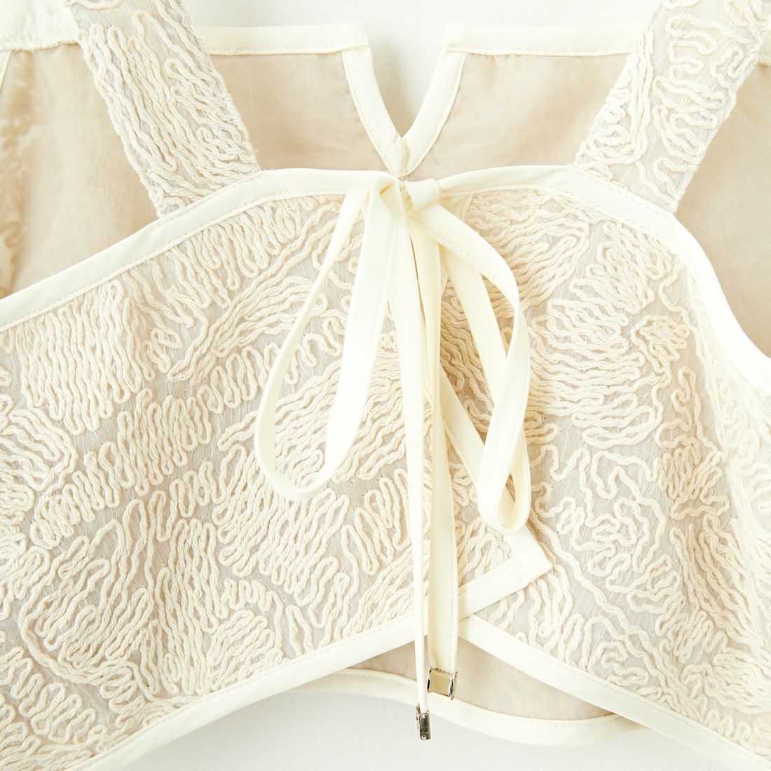 CHIGNON [シニヨン] 刺繍レースキャミソールビスチェ [1651-011KK] IVORY