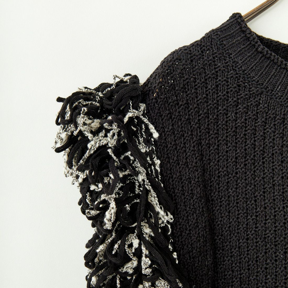 CHIGNON [シニヨン] フリンジパネルベスト [9151-051DP] BLACK