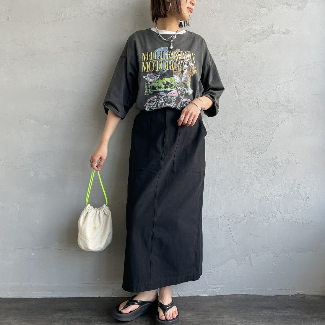 MICA&DEAL [マイカアンドディール] MOTORCYCLE プリントTシャツ [0125109076] SUMIKURO &&モデル身長：160cm 着用サイズ：F&&