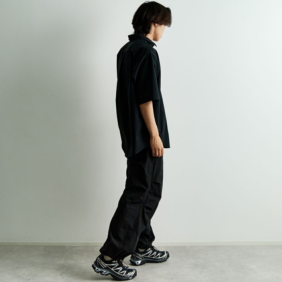 MIZUNO [ミズノ] 別注 エアリーベントシャツ [B2JCCW05-JF] ｱｯｼｭﾌﾞﾗｯｸ &&モデル身長：179cm 着用サイズ：XL&&