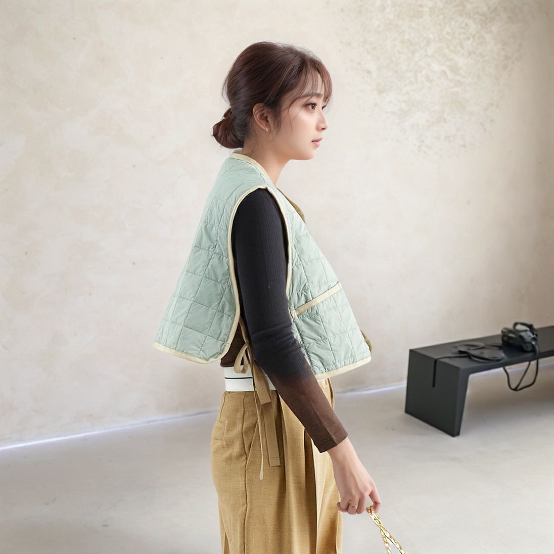 LAVENHAM [ラベンハム] ソーンハム ジレ [LV11112] A17 SILVER &&モデル身長：167cm 着用サイズ：10&&