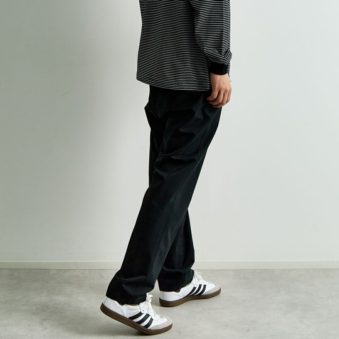 MIZUNO [ミズノ] 別注 エアリーベントパンツ [B2JFCW05-JF] ｱｯｼｭﾌﾞﾗｯｸ &&モデル身長：179cm 着用サイズ：XL&&