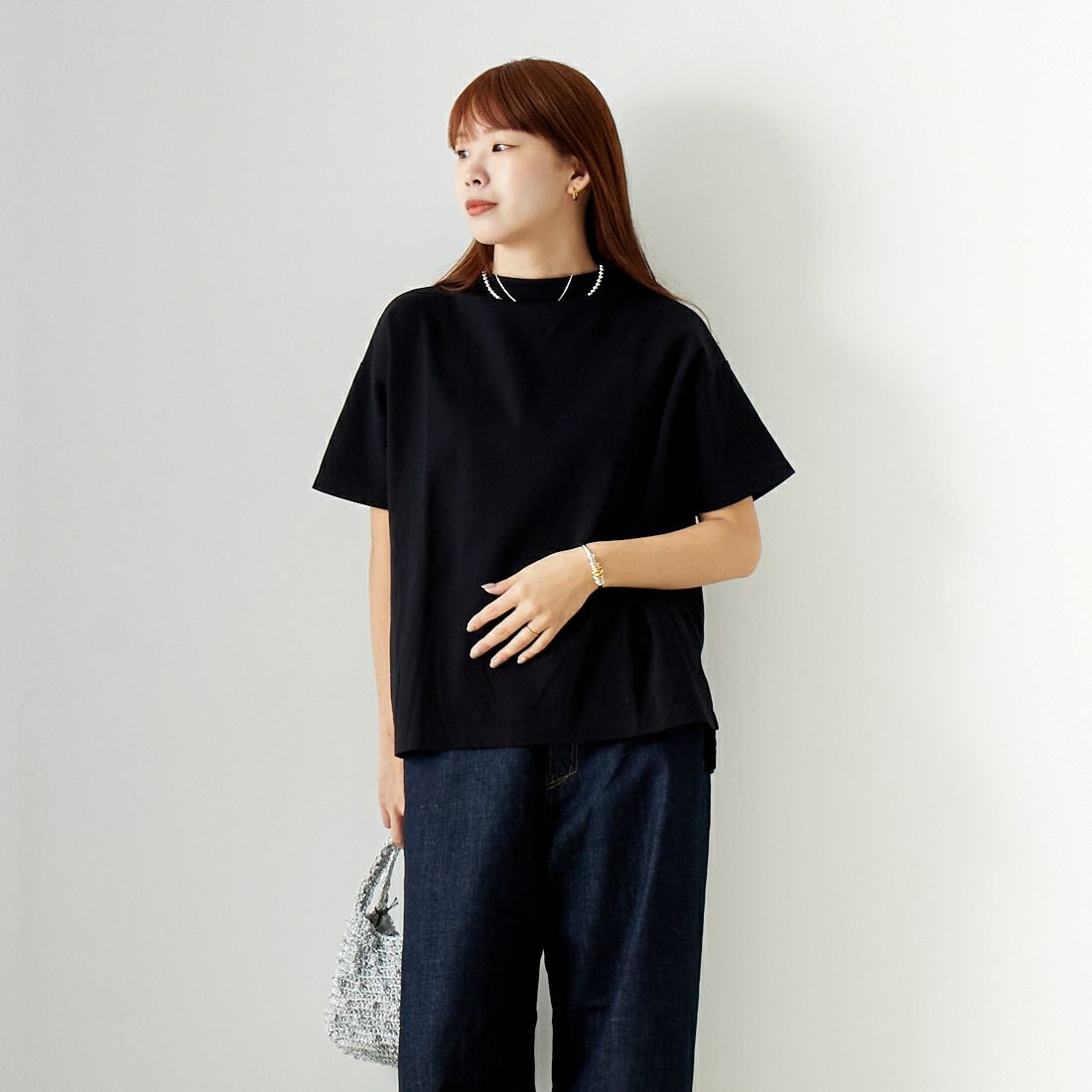 Commencement [コメンスメント] ボトルネックショートスリーブTシャツ [C-187] BLACK &&モデル身長：167cm 着用サイズ：F&&