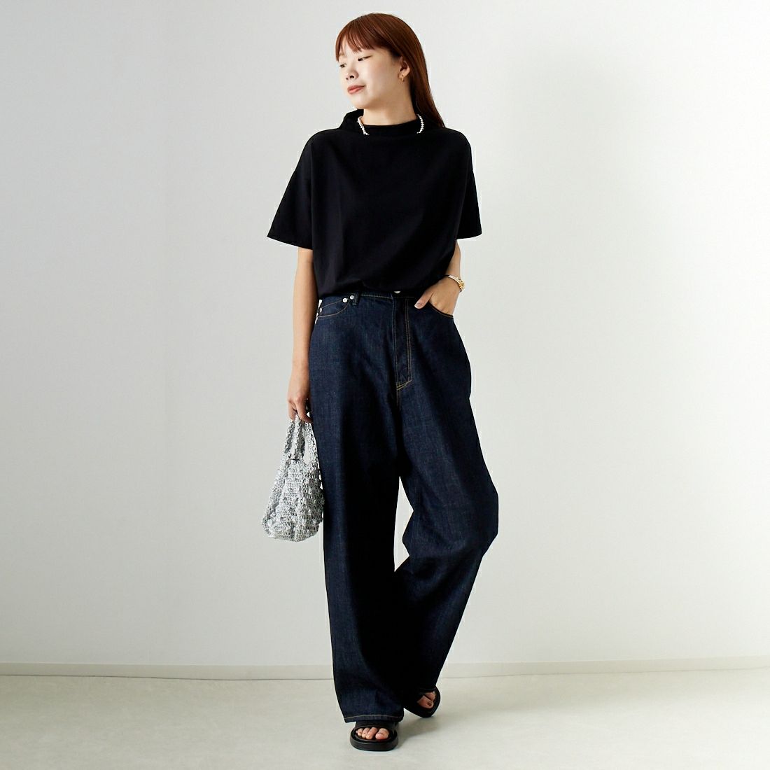 Commencement [コメンスメント] ボトルネックショートスリーブTシャツ [C-187] BLACK &&モデル身長：167cm 着用サイズ：F&&