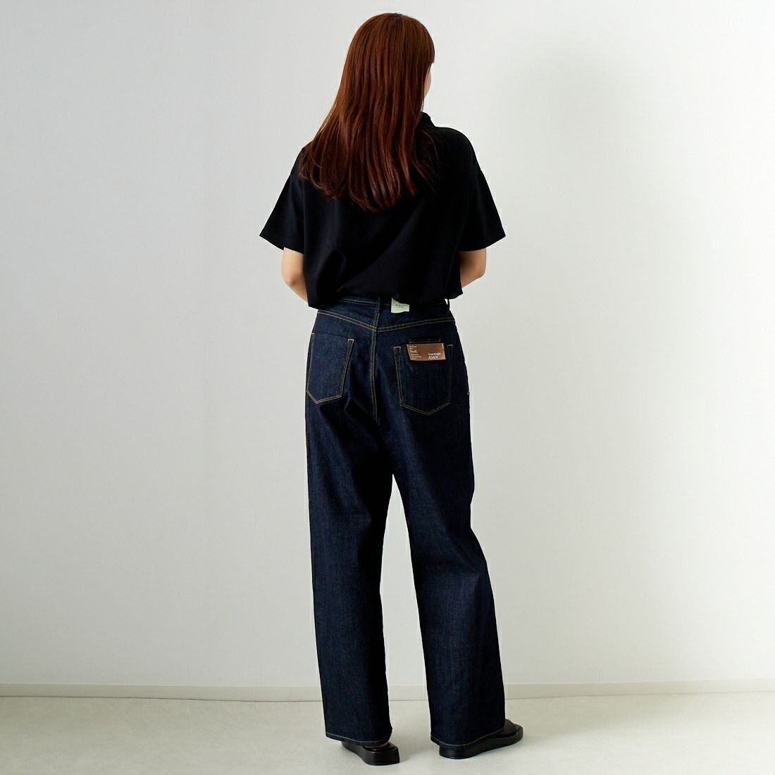 Commencement [コメンスメント] ボトルネックショートスリーブTシャツ [C-187] BLACK &&モデル身長：167cm 着用サイズ：F&&