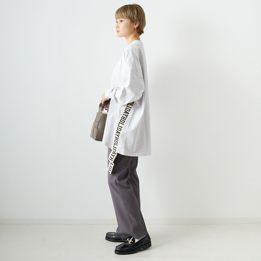 HOLIDAY [ホリデイ] スーパーファインドライミニドレス (テープ) [20201220] WHITE &&モデル身長：160cm 着用サイズ：ONE SIZE&&
