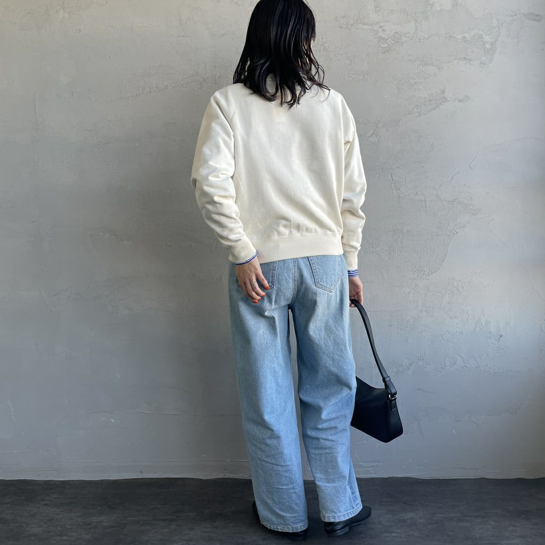 ORCIVAL [オーシバル] スウェットプルオーバー [OR-C0429MAZ] ECRU &&モデル身長：167cm 着用サイズ：1&&