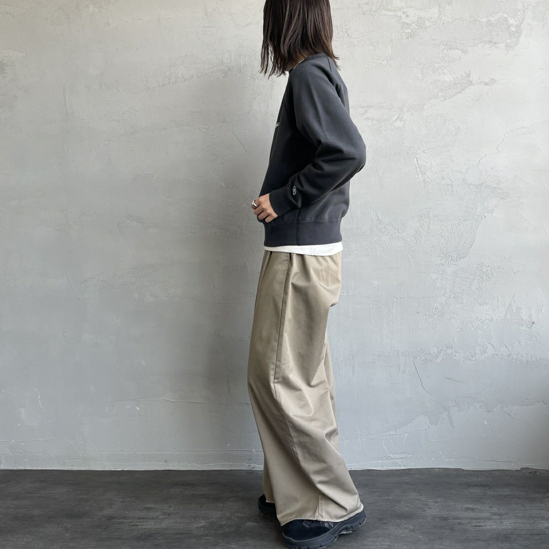 ORCIVAL [オーシバル] スウェットプルオーバー [OR-C0429MAZ]BLACK&&モデル身長：167cm 着用サイズ：1&&