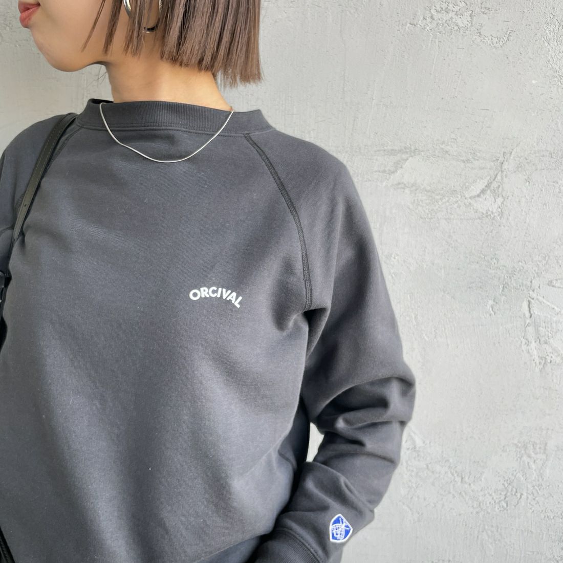 ORCIVAL [オーシバル] スウェットプルオーバー [OR-C0429MAZ]BLACK&&モデル身長：167cm 着用サイズ：1&&