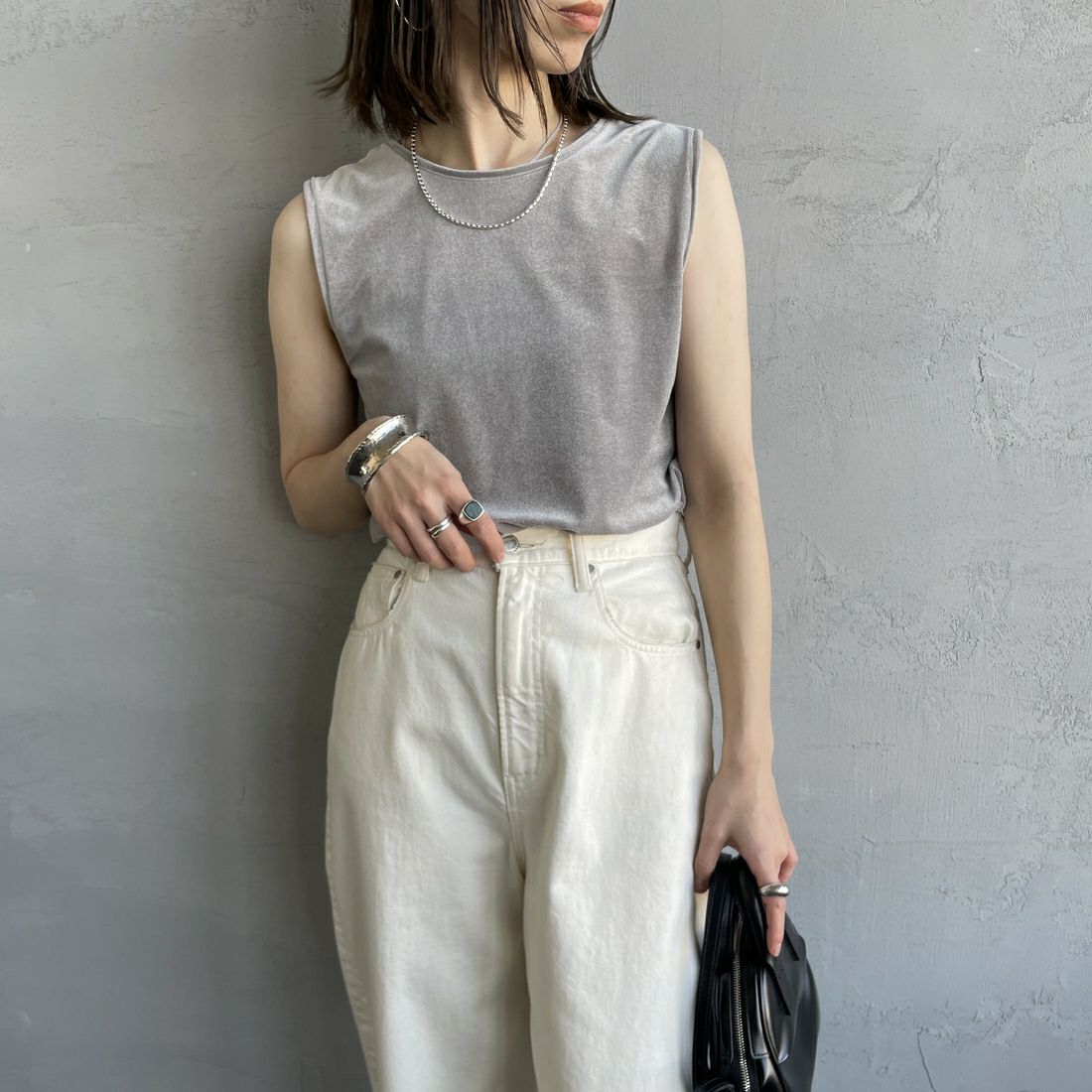 Jeans Factory Clothes [ジーンズファクトリークローズ] 前後2WAY シアーベロア ノースリーブカットソー [21254065] 001 ｸﾞﾚｰ &&モデル身長：158cm 着用サイズ：F&&