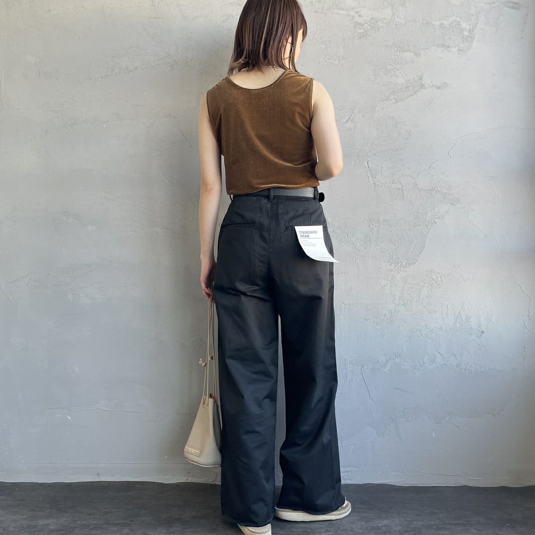 Jeans Factory Clothes [ジーンズファクトリークローズ] 前後2WAY シアーベロア ノースリーブカットソー [21254065] 037 ﾌﾞﾗｳﾝ &&モデル身長：158cm 着用サイズ：F&&