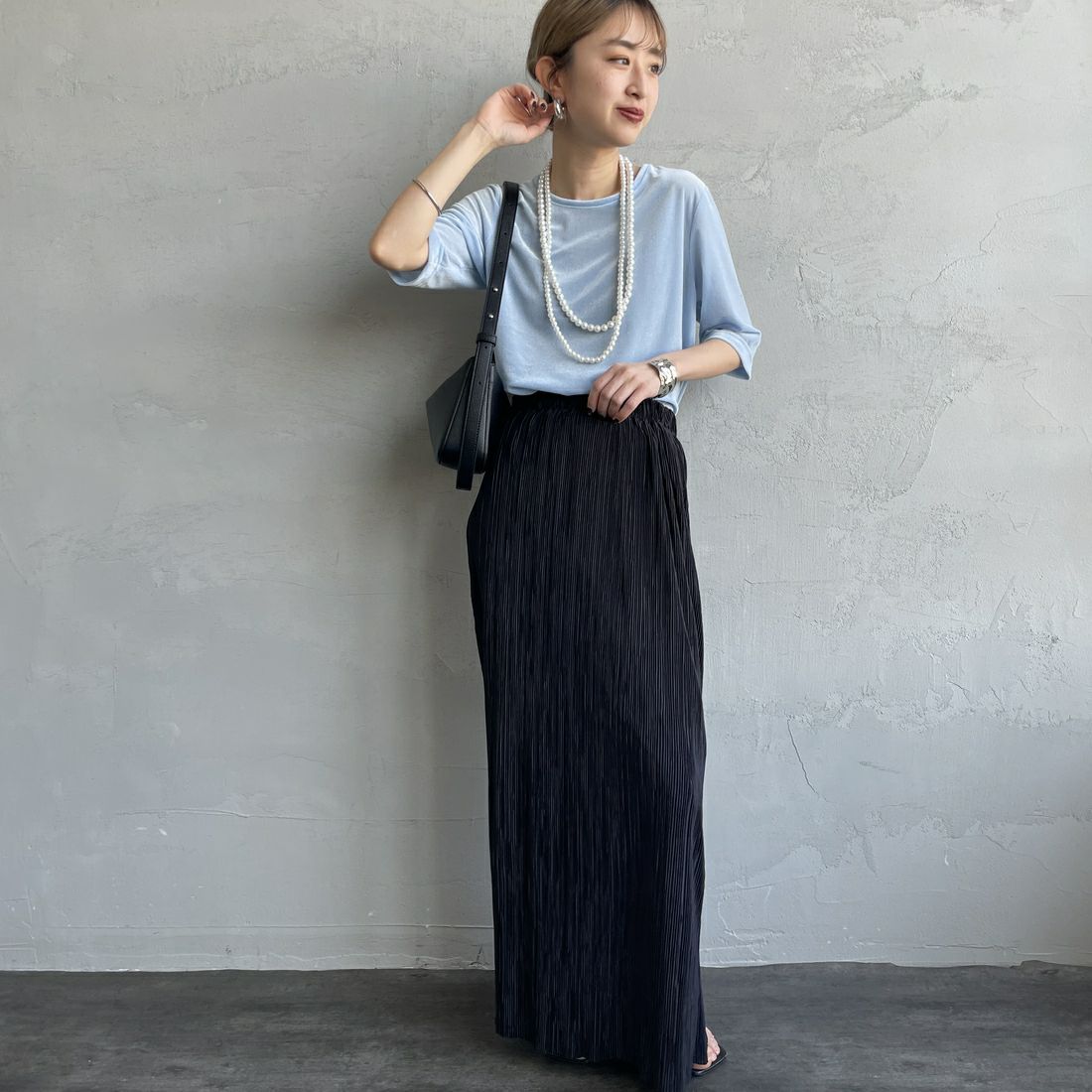 Jeans Factory Clothes [ジーンズファクトリークローズ] シアーベロア ショートスリーブカットソー [21254064] 073 ｻｯｸｽ &&モデル身長：150cm 着用サイズ：F&&