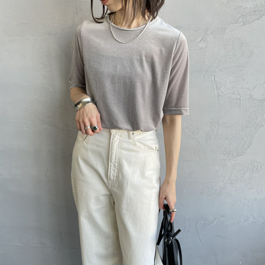 Jeans Factory Clothes [ジーンズファクトリークローズ] シアーベロア ショートスリーブカットソー [21254064] 001 ｸﾞﾚｰ &&モデル身長：158cm 着用サイズ：F&&